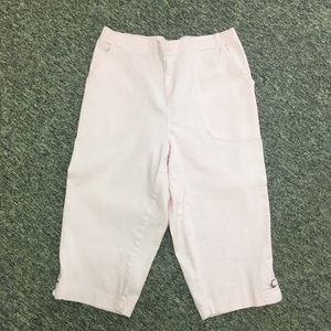 Pink Capris w/ Grommet Detail Croft & Barrow 12P
